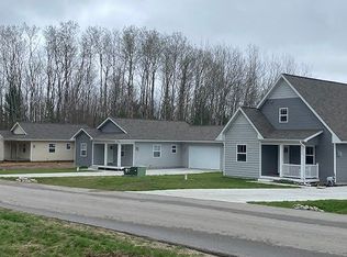 6688 Front St, Lake Ann, MI 49650