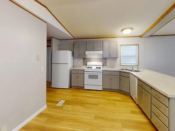 147 American Ave, Bismarck, ND 58504