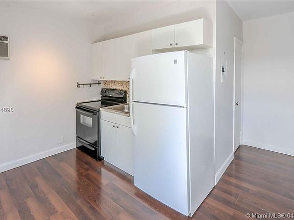 5th image of 6713 NE Miami Pl #2