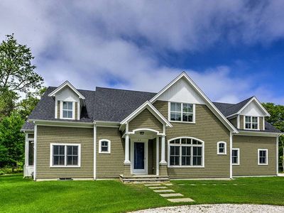 72 East Ln, Cotuit, MA, 02635