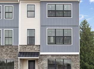 349 Star Tavern Ln #51, West Chester, PA 19382