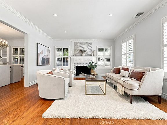 4th image of 3924 Lime Ave