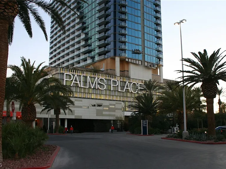 4381 W Flamingo Rd #2122 — Photo 1