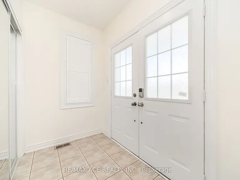 86 Treasure Dr #MAIN — Photo 6