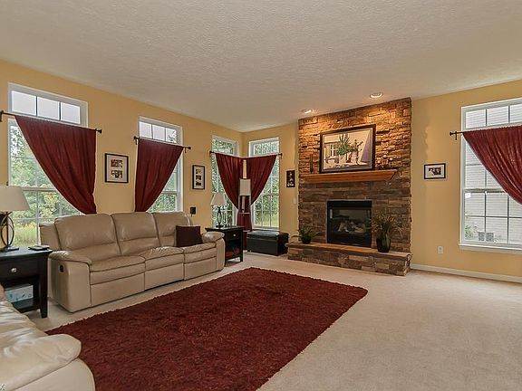4th image of 7452 Meadow Brooke Way