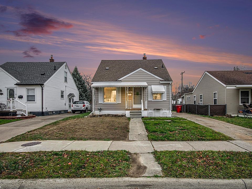 1st image of 28244 Essex St