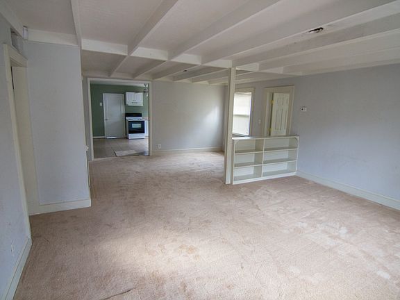4th image of 414 Burleigh Ave