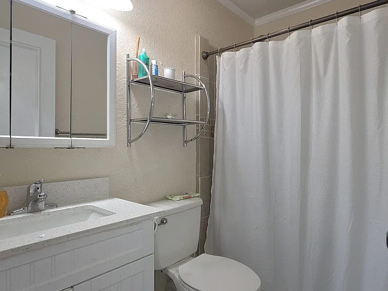 1273 Valencia Ln — Photo 6