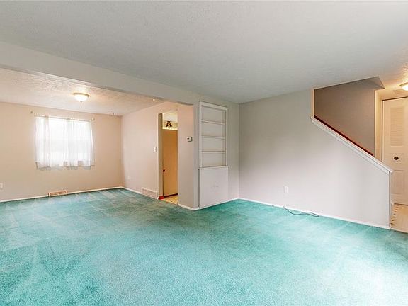 3rd image of 2836 Wexford Blvd