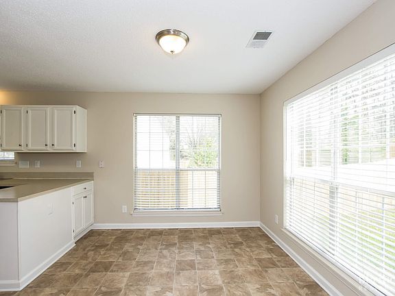 4th image of 8604 Kirkley Glen Ln