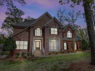 384 Killian Ct, Matthews, NC 28104