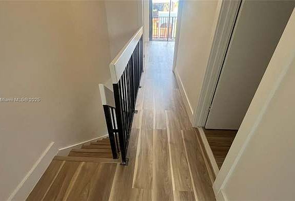 4th image of 1329 W 51st Pl #1329