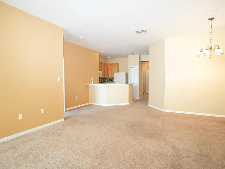 3468 Parkridge Cir #33-201 — Photo 7