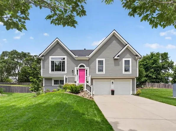 21310 W 120th Ter, Olathe, KS 66061