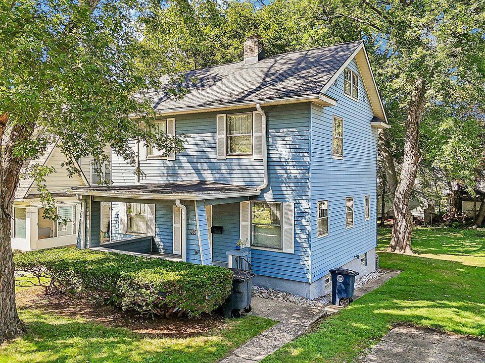 1st image of 989 Amelia Ave