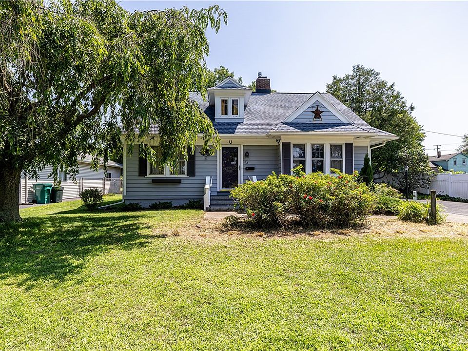 1st image of 32 Timpat Dr
