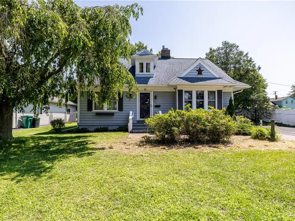 32 Timpat Dr, Rochester, NY 14624