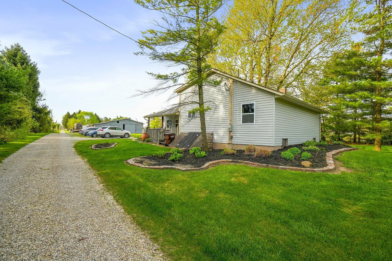 6183 Houseman Rd photo 1