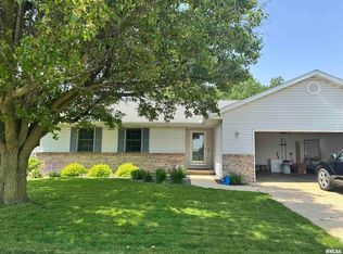 4301 Russell Dr, Springfield, IL 62703