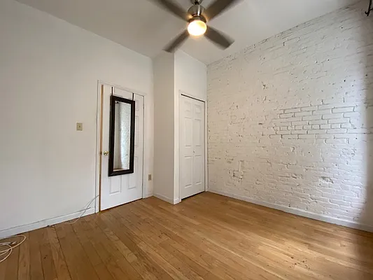 Rented by Village Living Realty | media 4