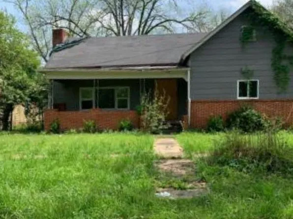 1602 Hayden St, Selma, AL 36703