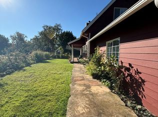 8893 Jeannette Ave, Sebastopol, CA 95472