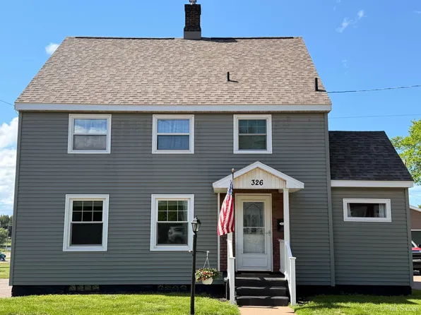 326 W Ridge St, Ishpeming, MI 49849