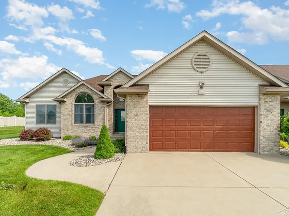 15 Willow Pointe Dr, Freeland, MI 48623