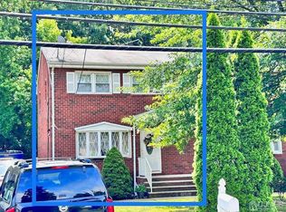 1722 Holly Rd, North Brunswick, NJ 08902