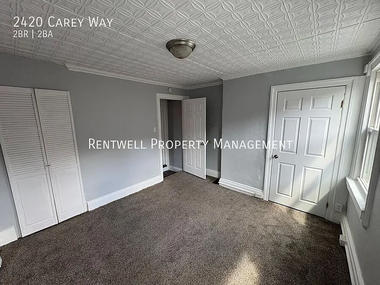 2420 Carey Way — Photo 18