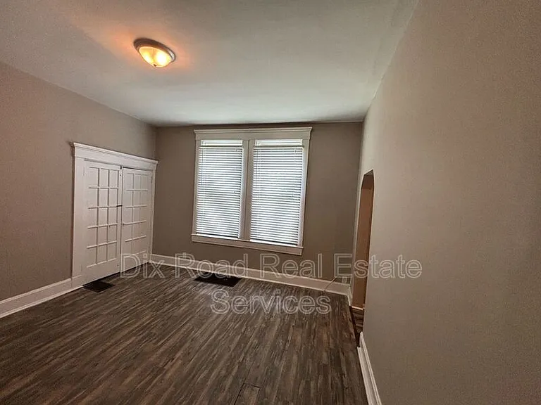 545 Rockdale Ave #1 — Photo 9