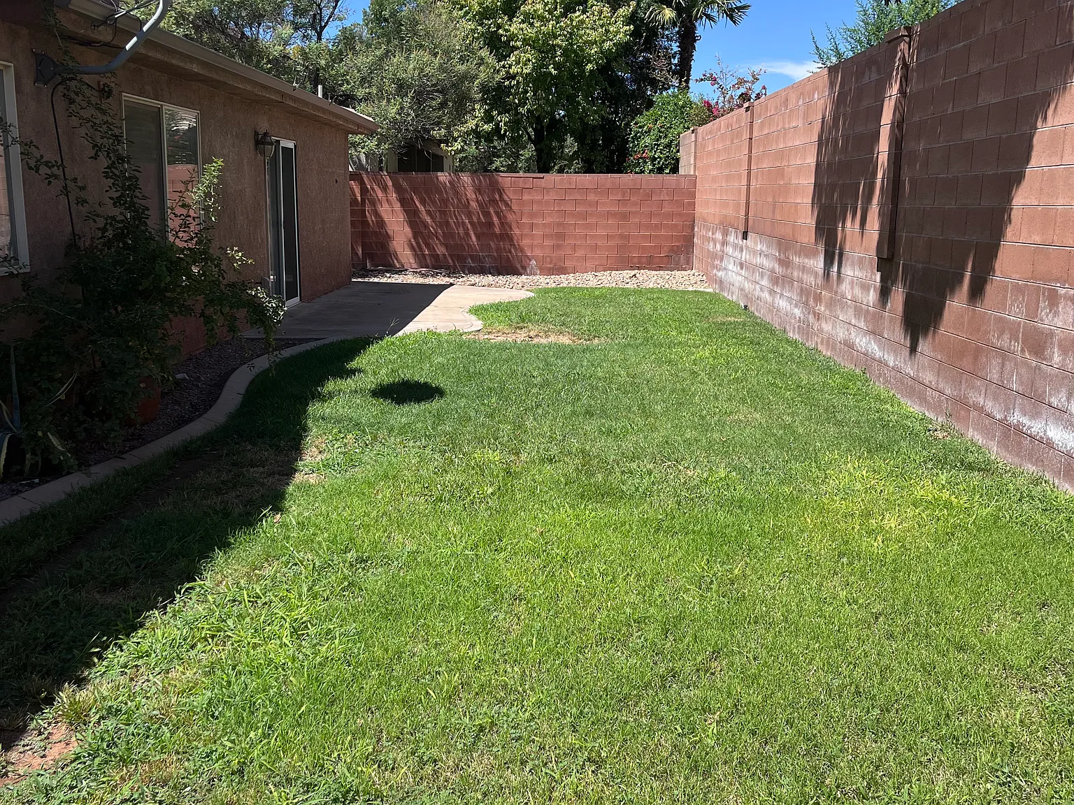 4 bed, 1807 sqft, $2,275 — Photo 2