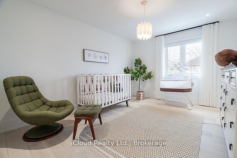 Burlington House for rent - 5 Bedrooms — photo 28