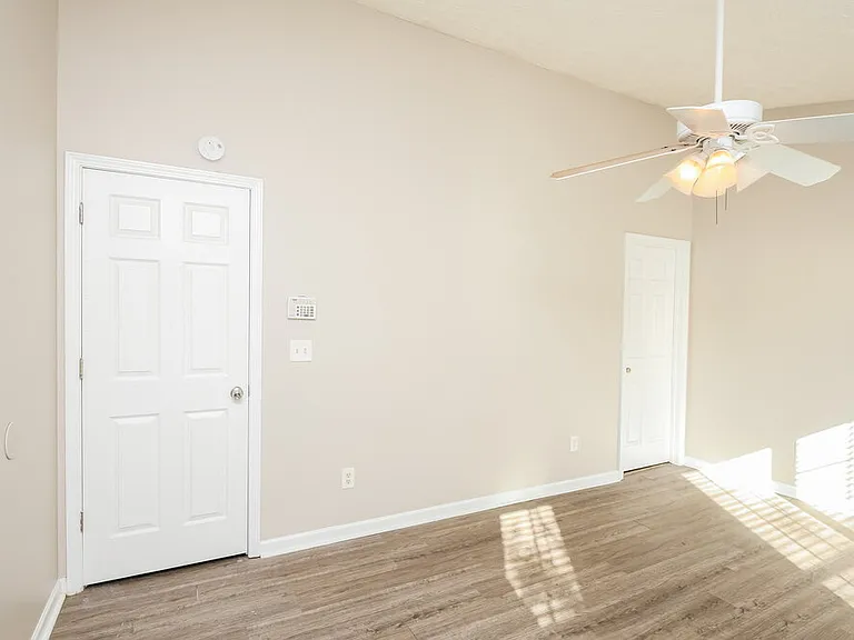 4059 Browne Ct — Photo 10