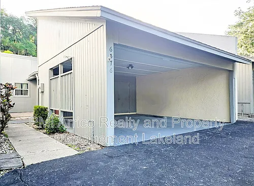 6576 Sweetbriar Ln Photo 1