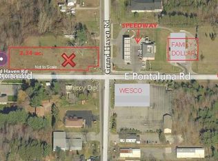 950 E Pontaluna Rd, Norton Shores, MI 49444