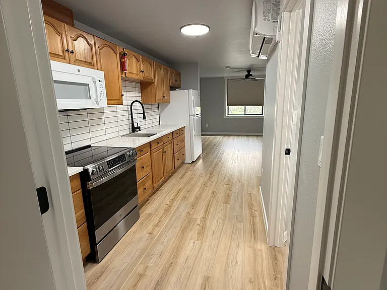Road 7.9 NE — Photo 3