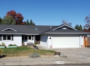 1630 Timothy St, Central Pt, OR 97502