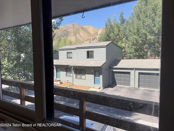 3rd image of 668 Flat Creek Dr #668