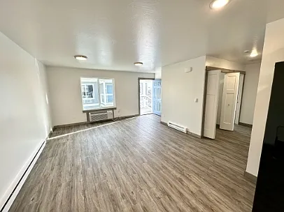3193 Queen Anns St #3 — Photo 3