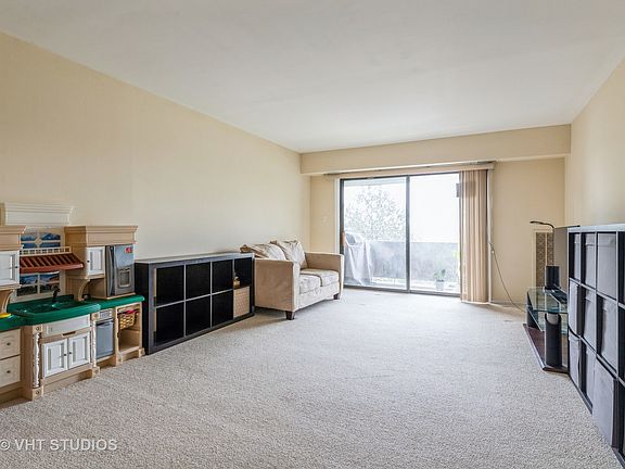 3rd image of 3300 N Carriageway Dr Unit 409