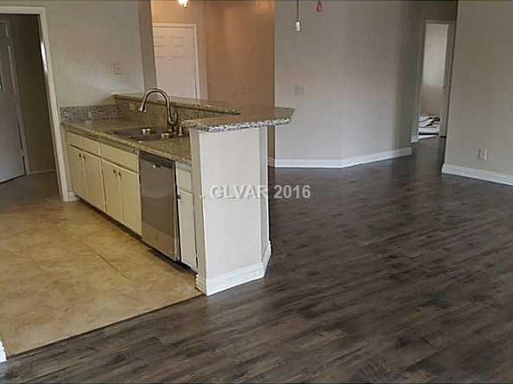 3rd image of 323 Louisville Dr