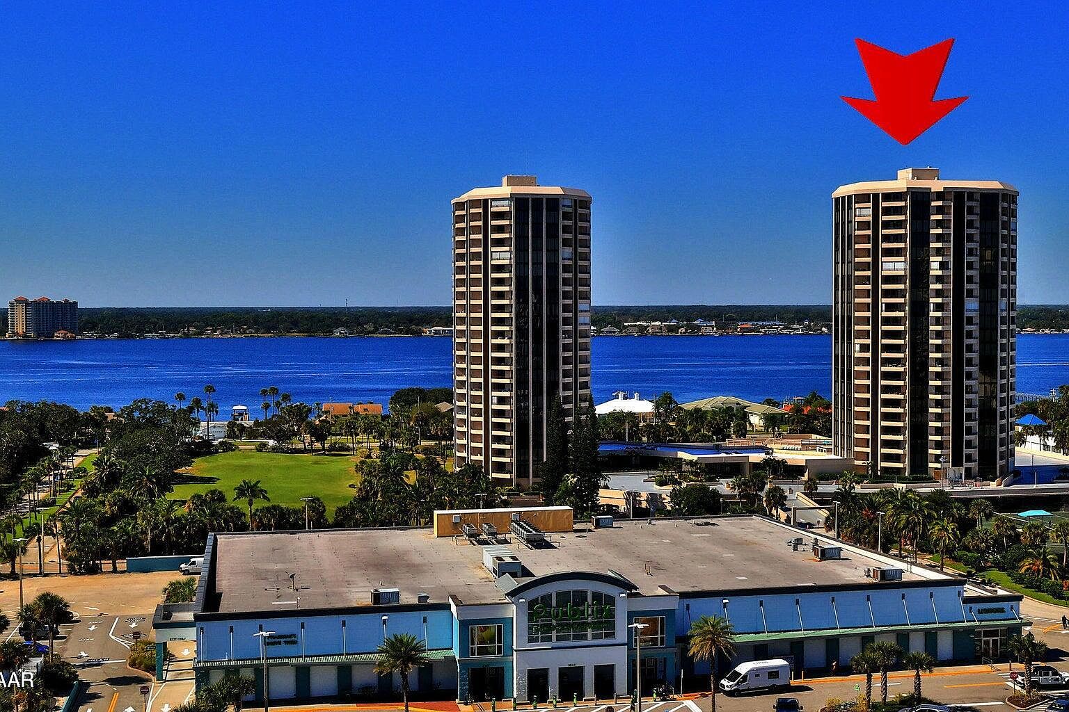 1 Oceans West Blvd APT 10A3