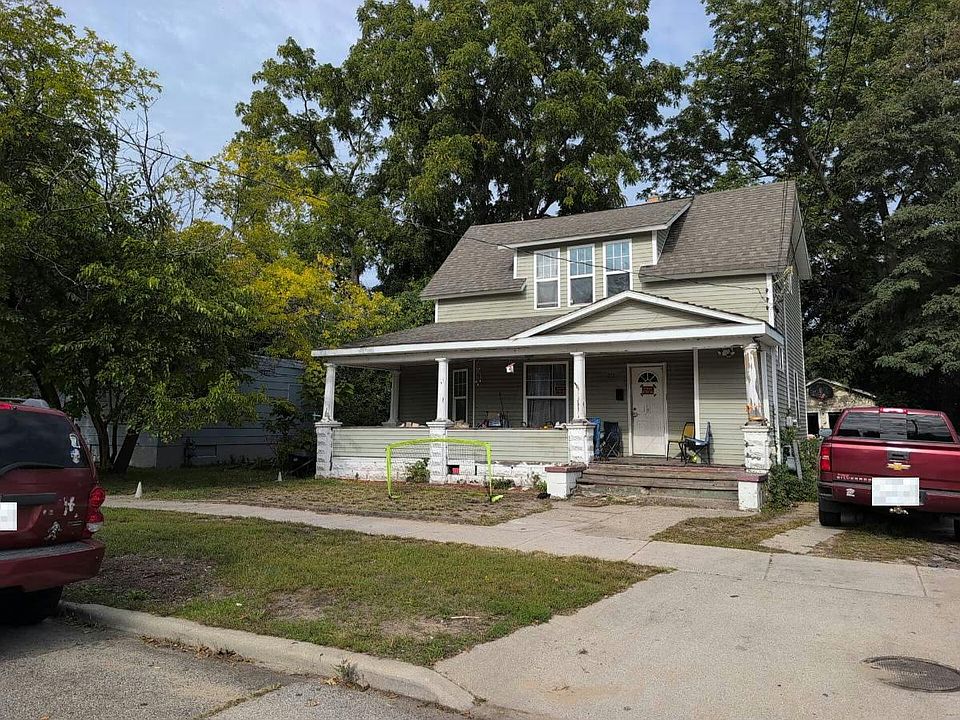 1st image of 212 Iona Ave