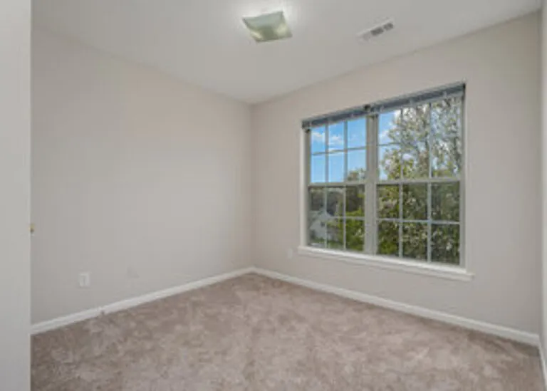 1231 Joannas Ct — Photo 22