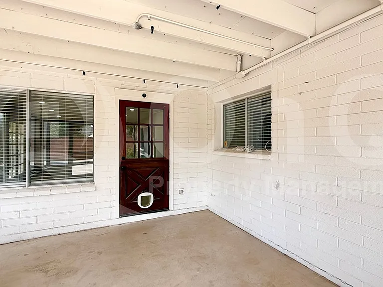 1275 E Loma Vista Dr — Photo 20