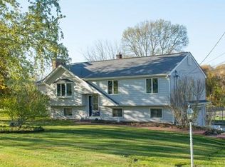 13 Dodge Rd, Sutton, MA 01590