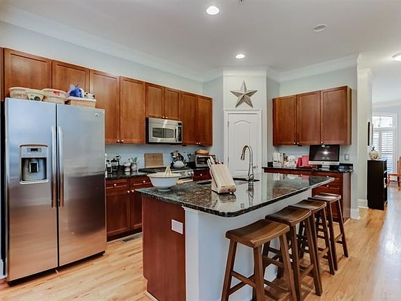 5th image of 1607 Mosaic Way #91