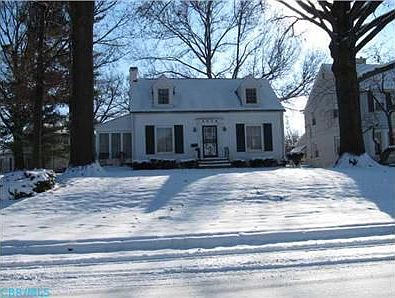 1st image of 2059 Greenway Ave N