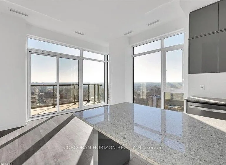 55 Duke St W #2508 — Photo 2